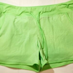 Reel Legends Green Shorts Quickdry Stretchy Size XL